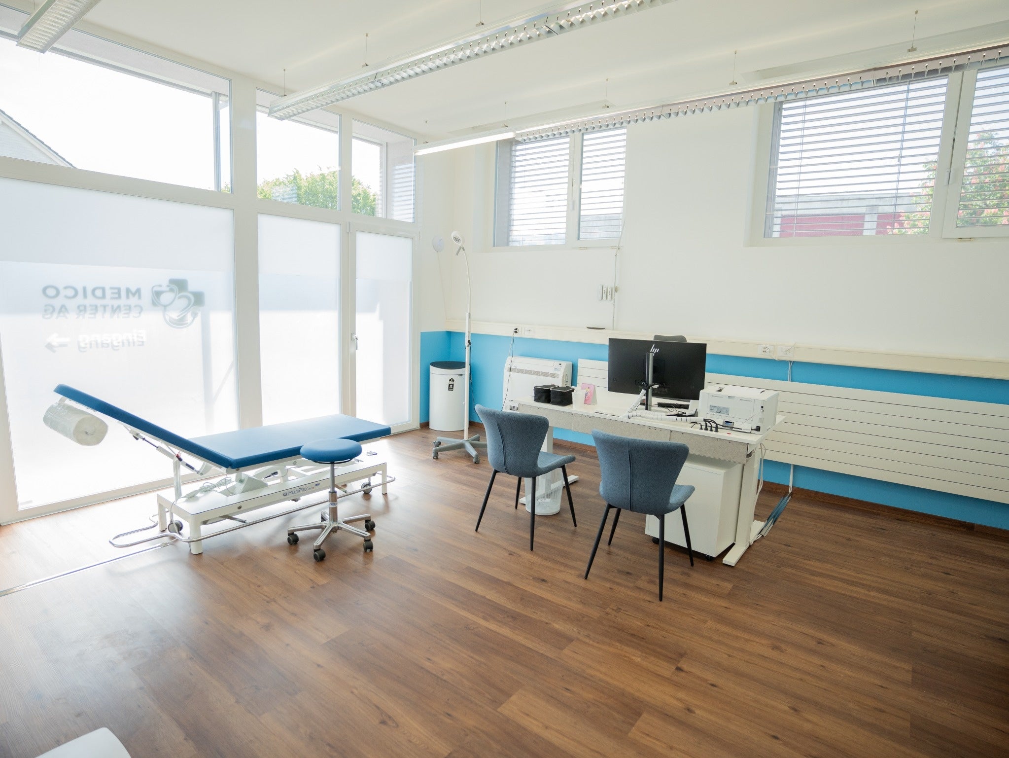 Video laden: Moderne Hausarztpraxis Medico Center AG in Wangen bei Olten
